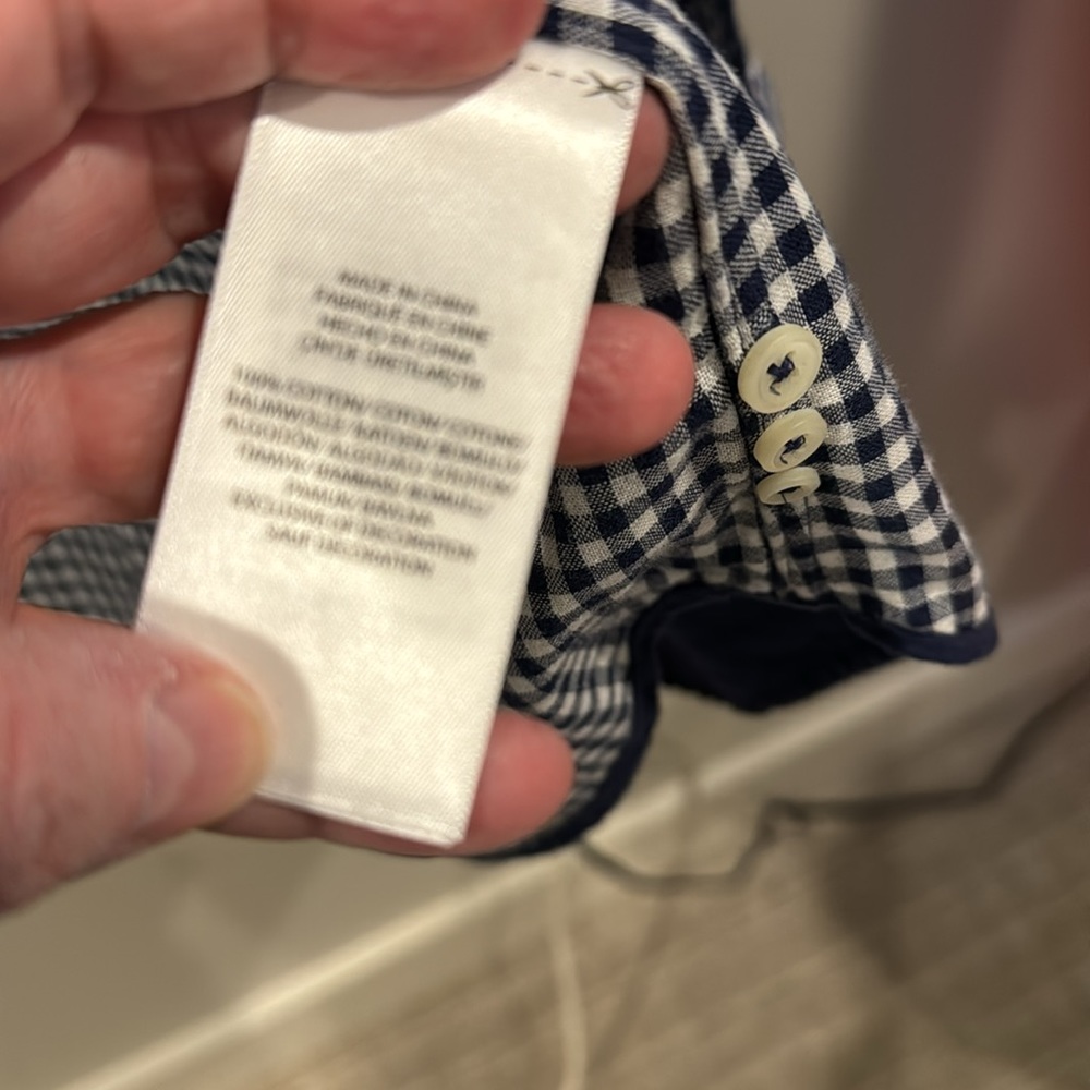 EUC  large Ralph Lauren button down in navy & white checked lining. - Picture 7 of 7